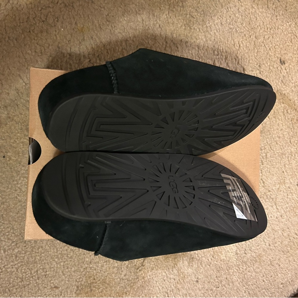 NWT UGG Elea slippers - Picture 4 of 4